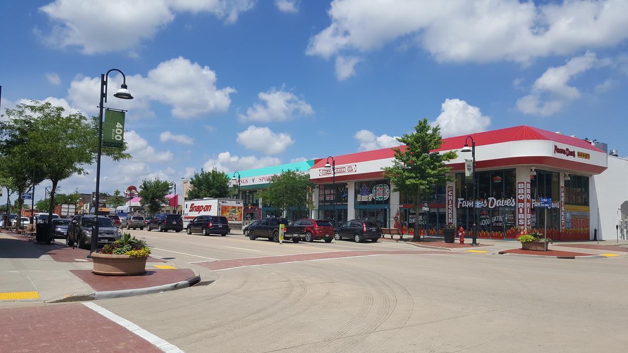 Alpine Motel In Heart Of Wisconsin Dells Downtown. Εξωτερικό φωτογραφία